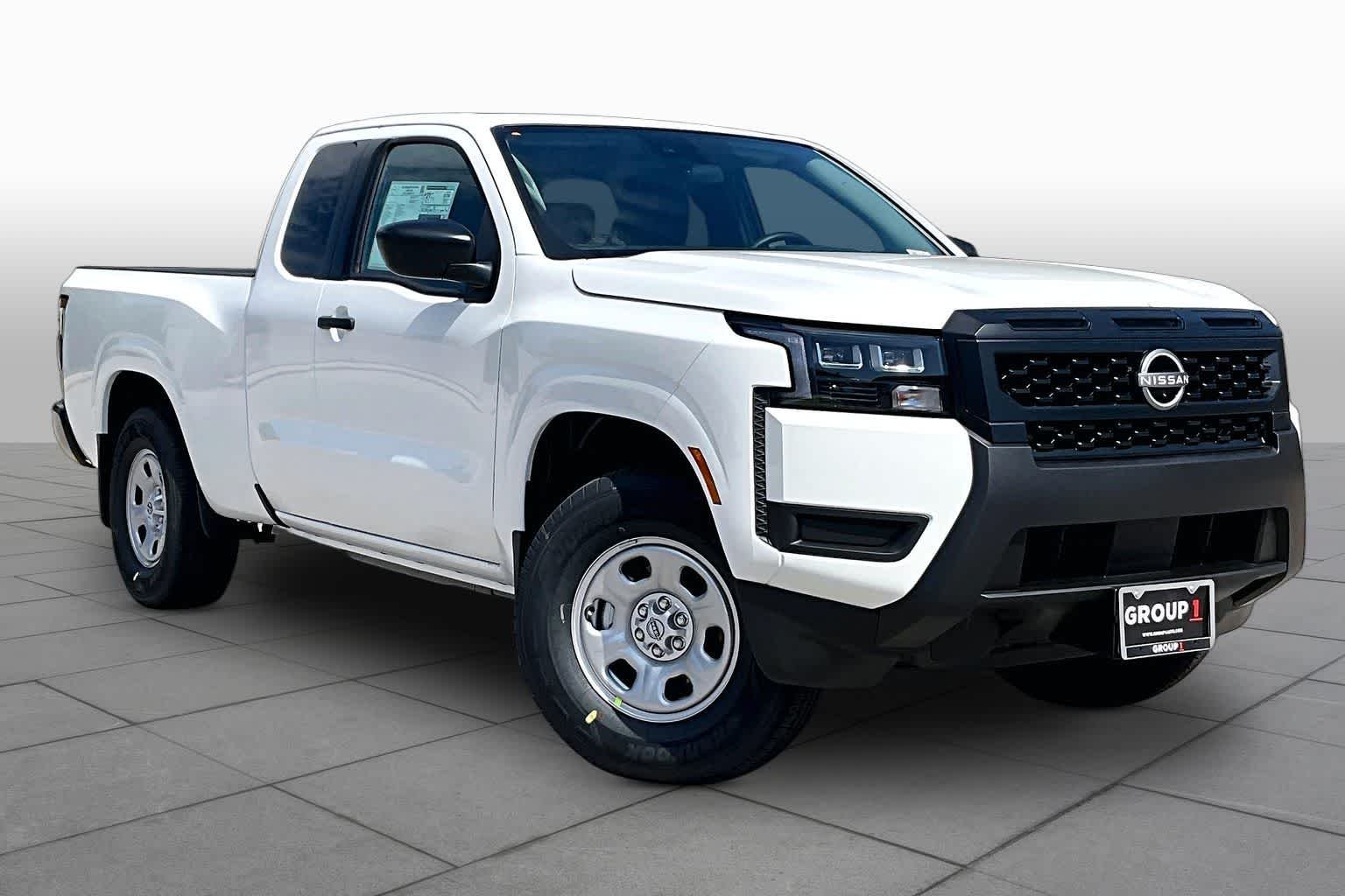 New 2026 Glacier White Nissan S image 2