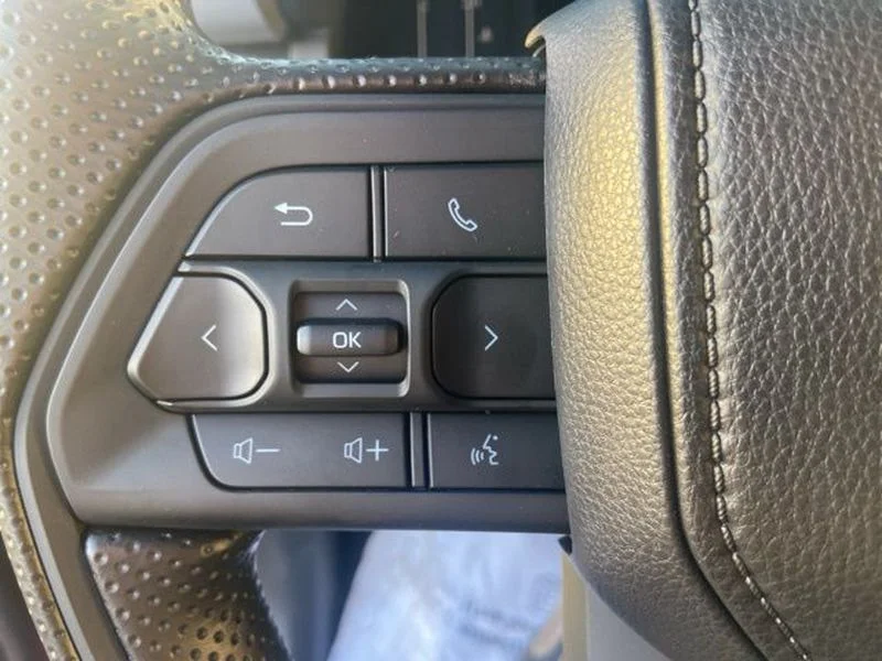 2026 Toyota Tacoma SR5 - Photo 23