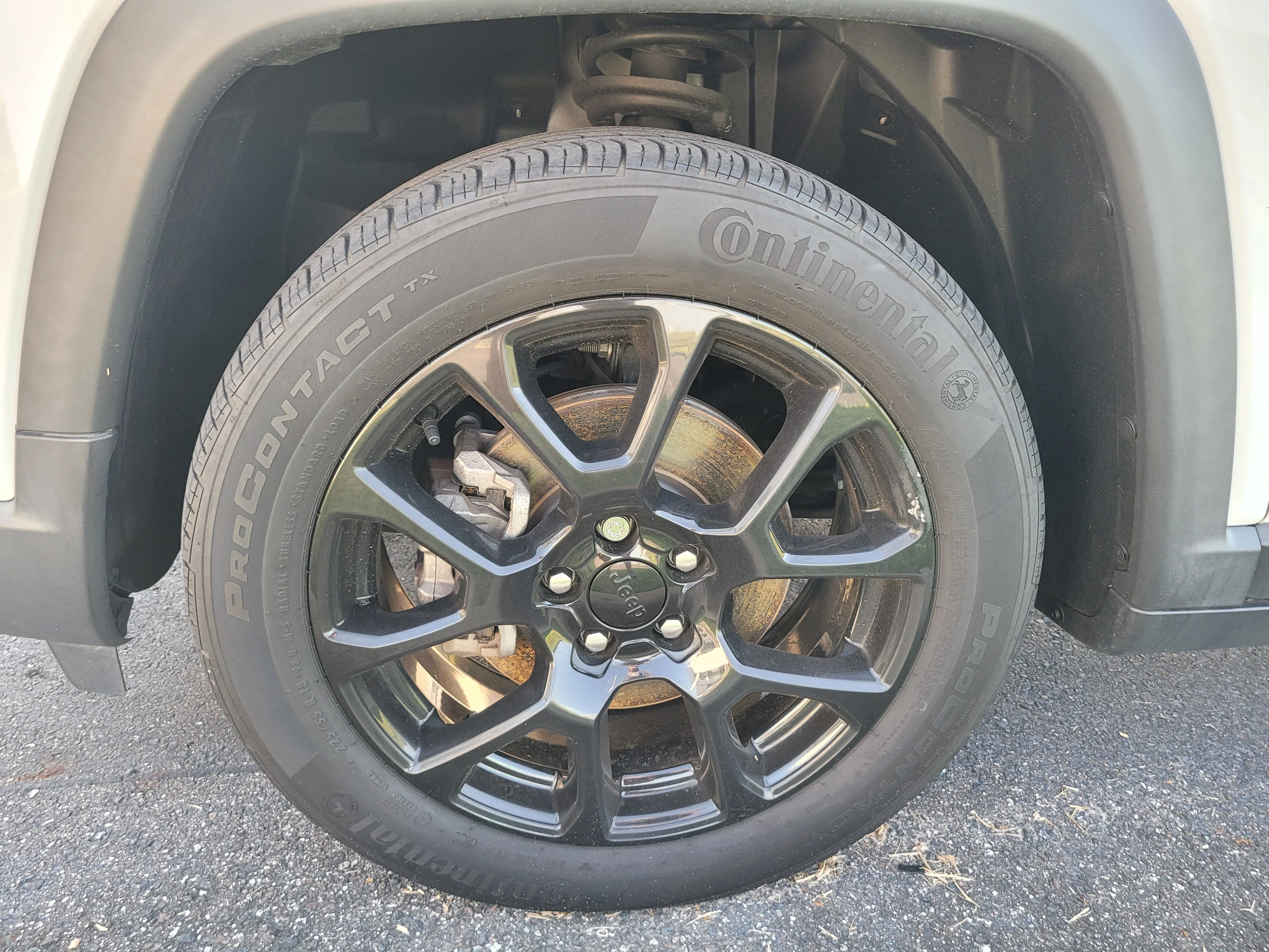 Used 2022 Bright White Clearcoat Jeep Altitude image 8