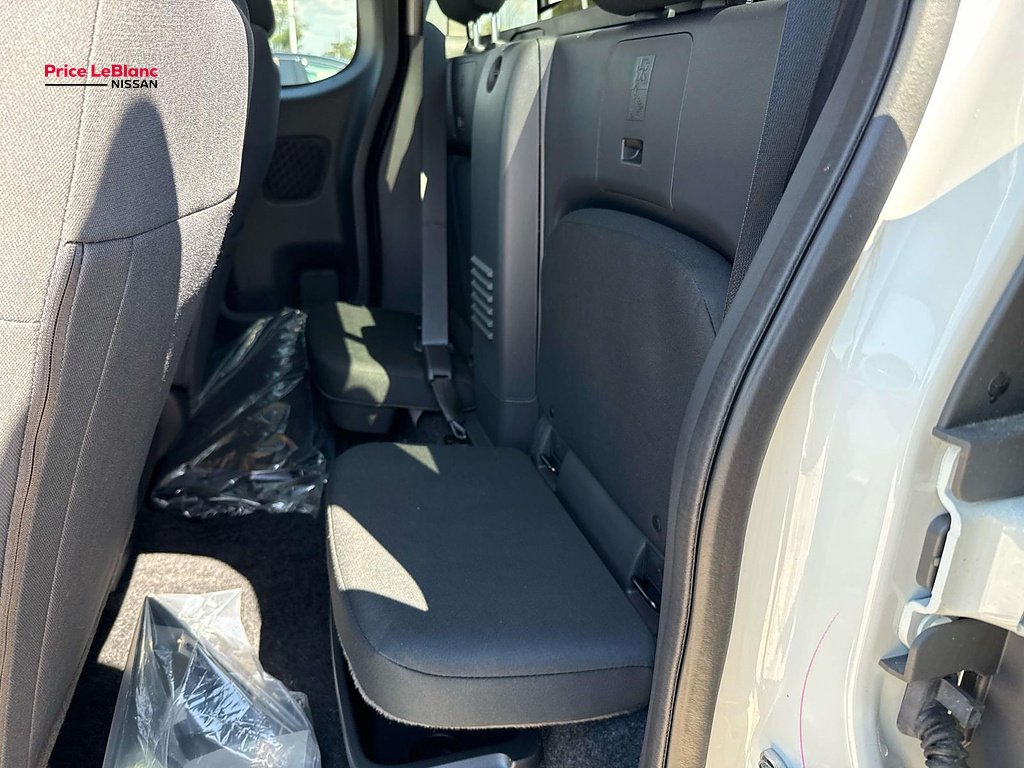 2026 Nissan Frontier S - Photo 8
