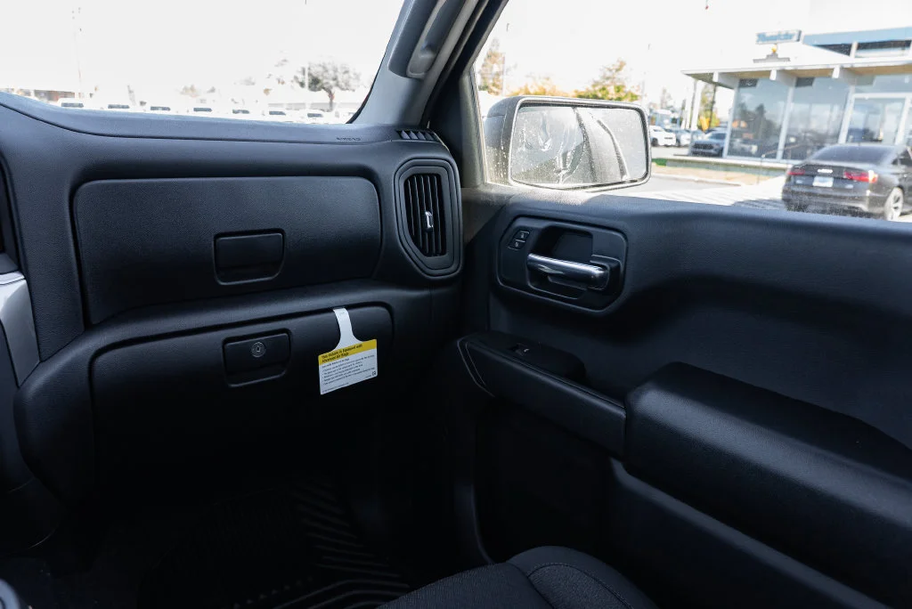 2026 Chevrolet Silverado 1500 Custom - Photo 10
