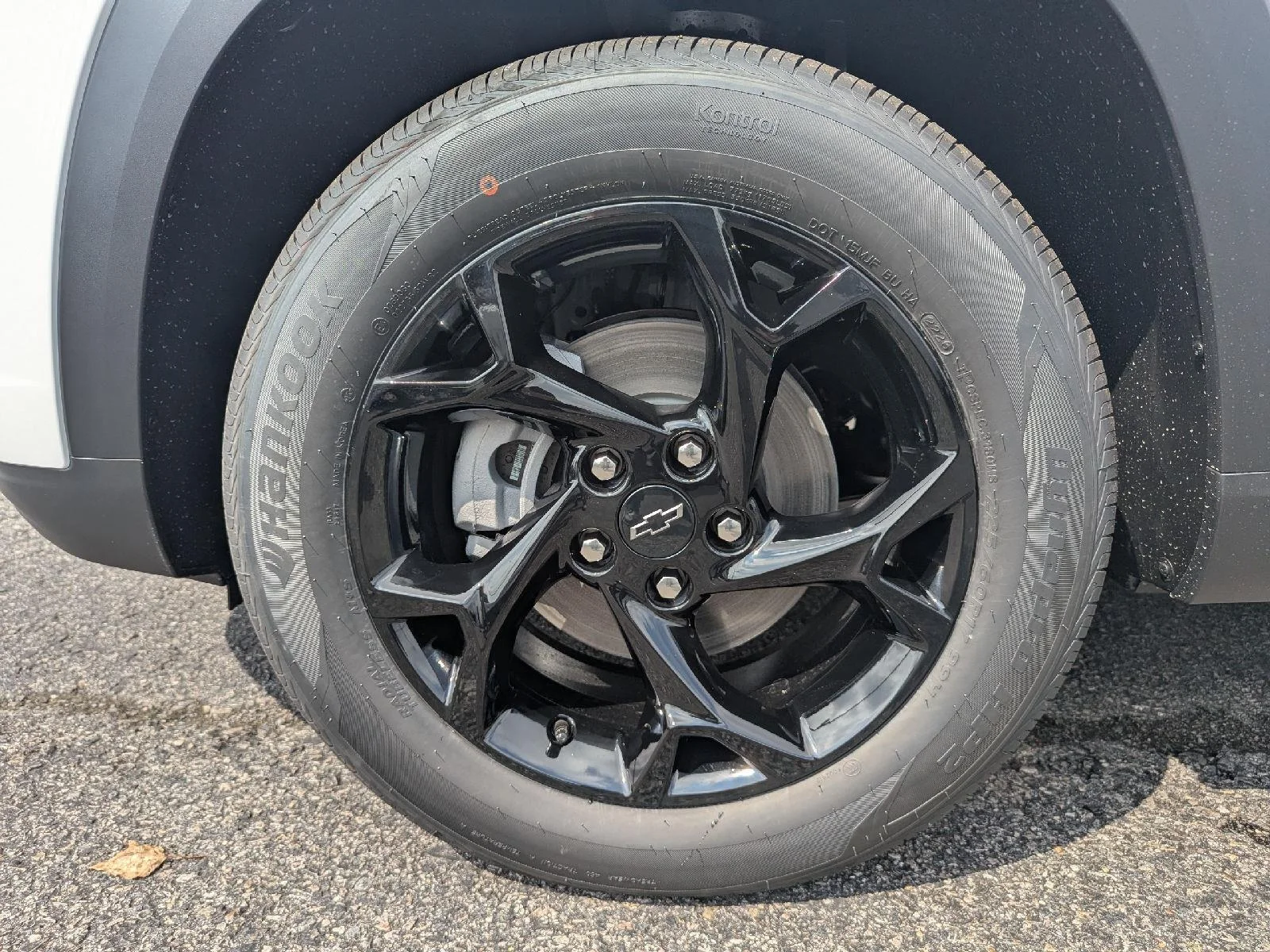 2026 Chevrolet Trax LT - Photo 35