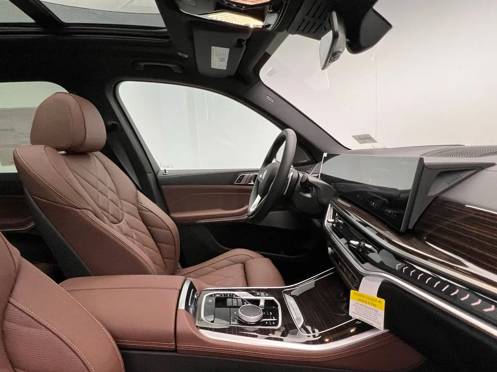 New 2026 Gray BMW xDrive40i image 6