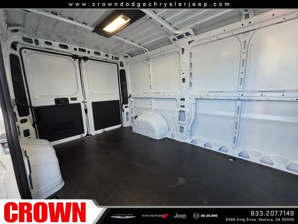 New 2026 Bright White Clear-Coat Exterior Paint RAM Low Roof image 11