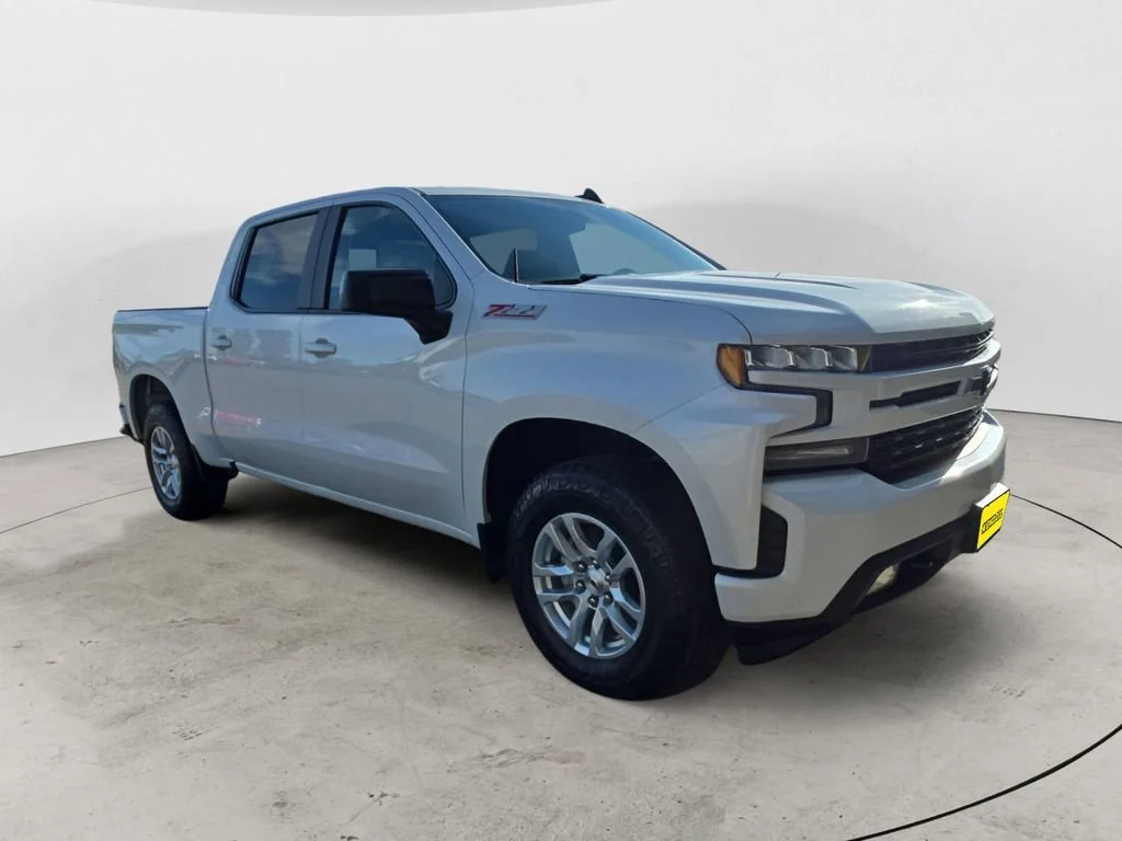 Used 2019 IRIDESCENT PEARL TRICOAT Chevrolet RST image 7