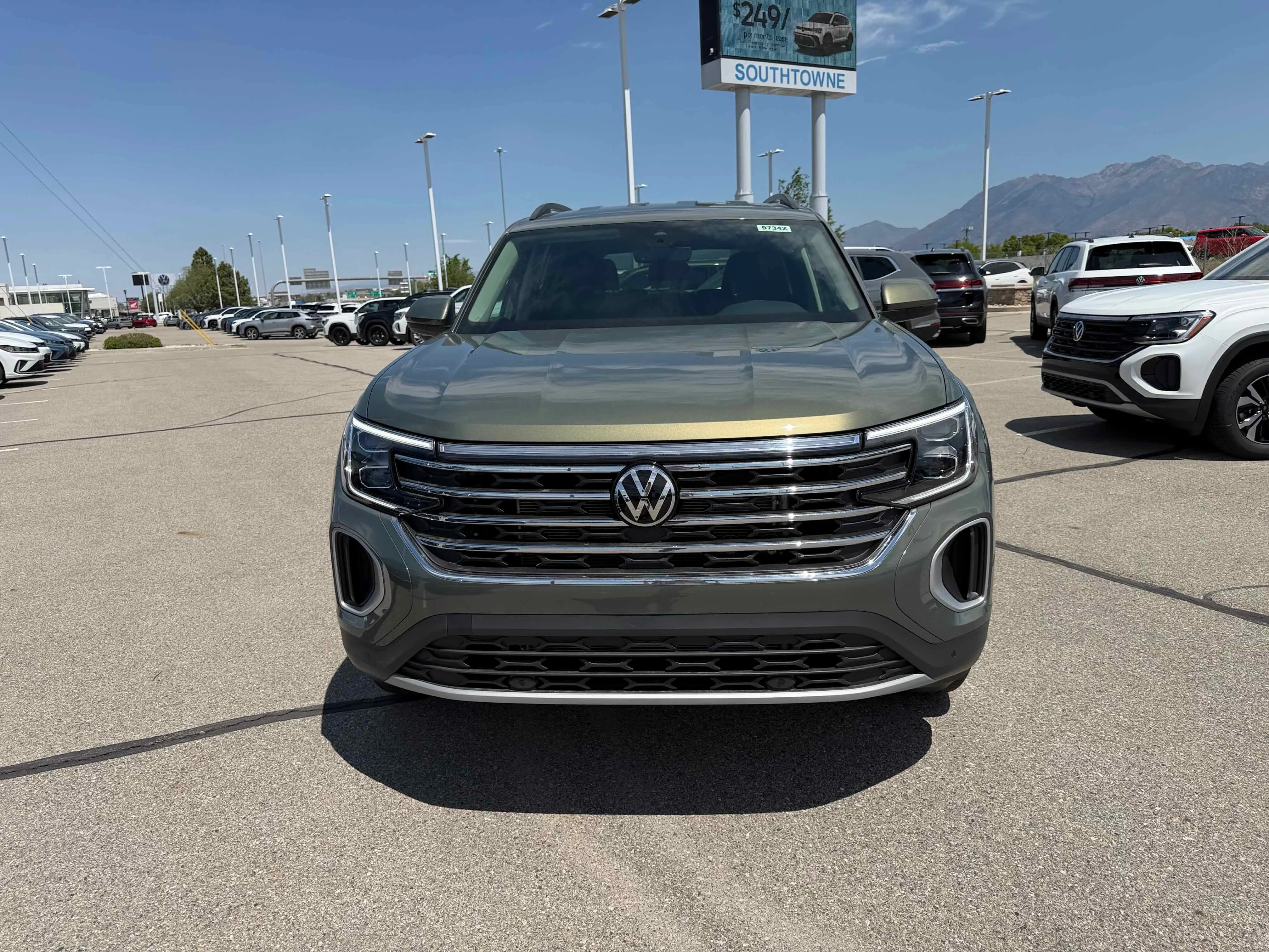 New 2026 Green Volkswagen 2.0T SE w/Technology image 10
