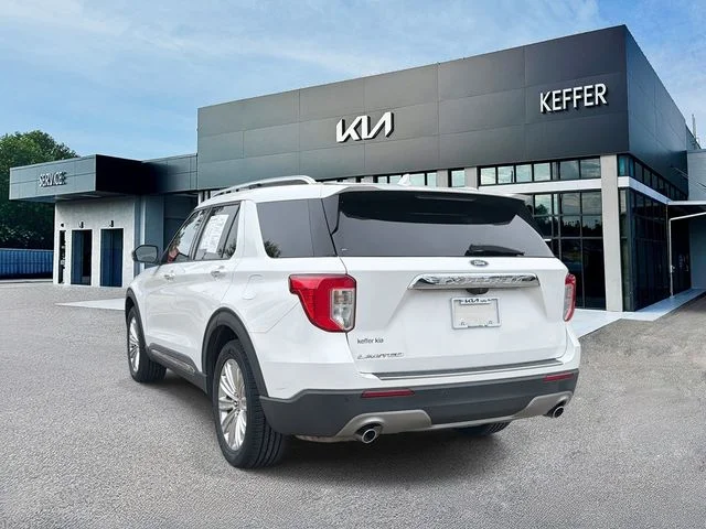 Used 2021 White Ford Limited image 6