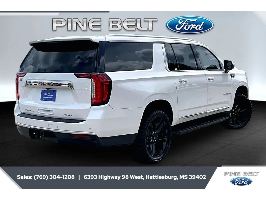 Used 2023 White Frost Tricoat GMC SLT image 11