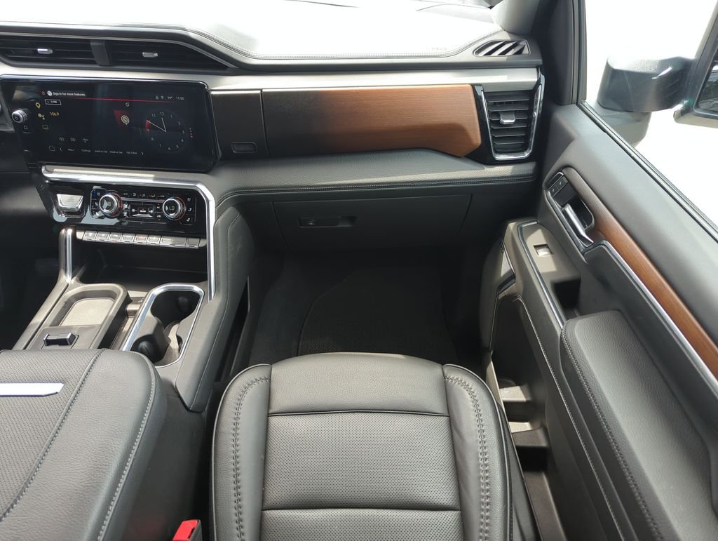 Used 2025 Black GMC Denali image 15