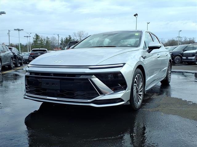 2024 Hyundai Sonata Limited's photo