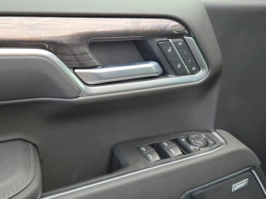 2026 Chevrolet Silverado 1500 LTZ - Photo 24
