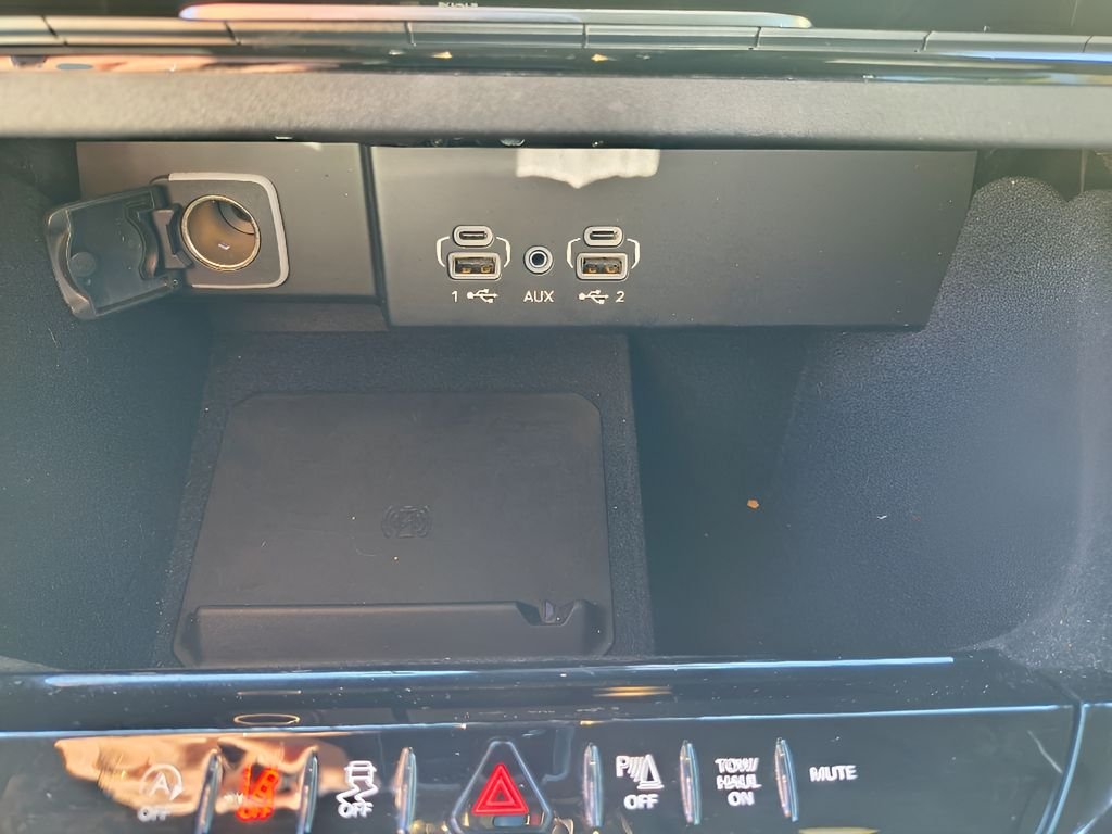 2024 Jeep Wagoneer Series II - Photo 28