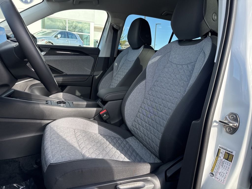 2026 Volkswagen Tiguan S - Photo 9