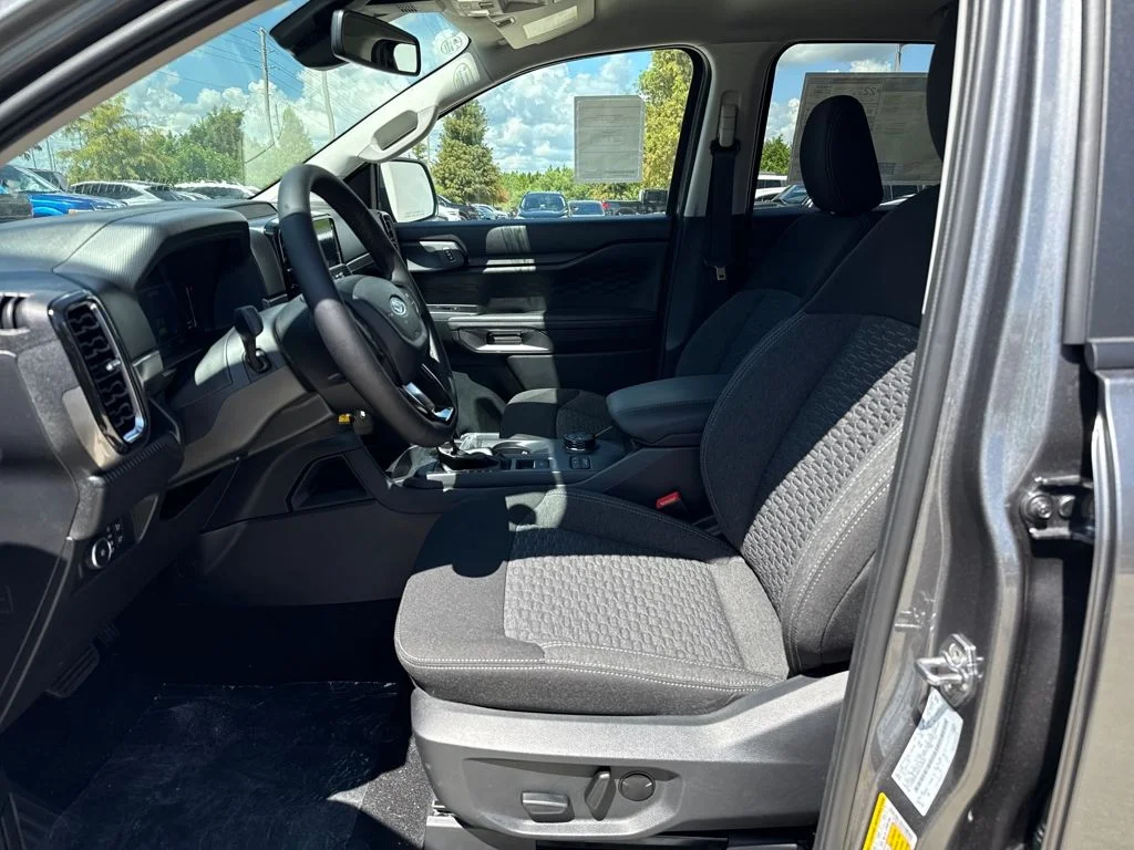 New 2025 Gray Ford XLT DSI LEVELED & RIMS image 5