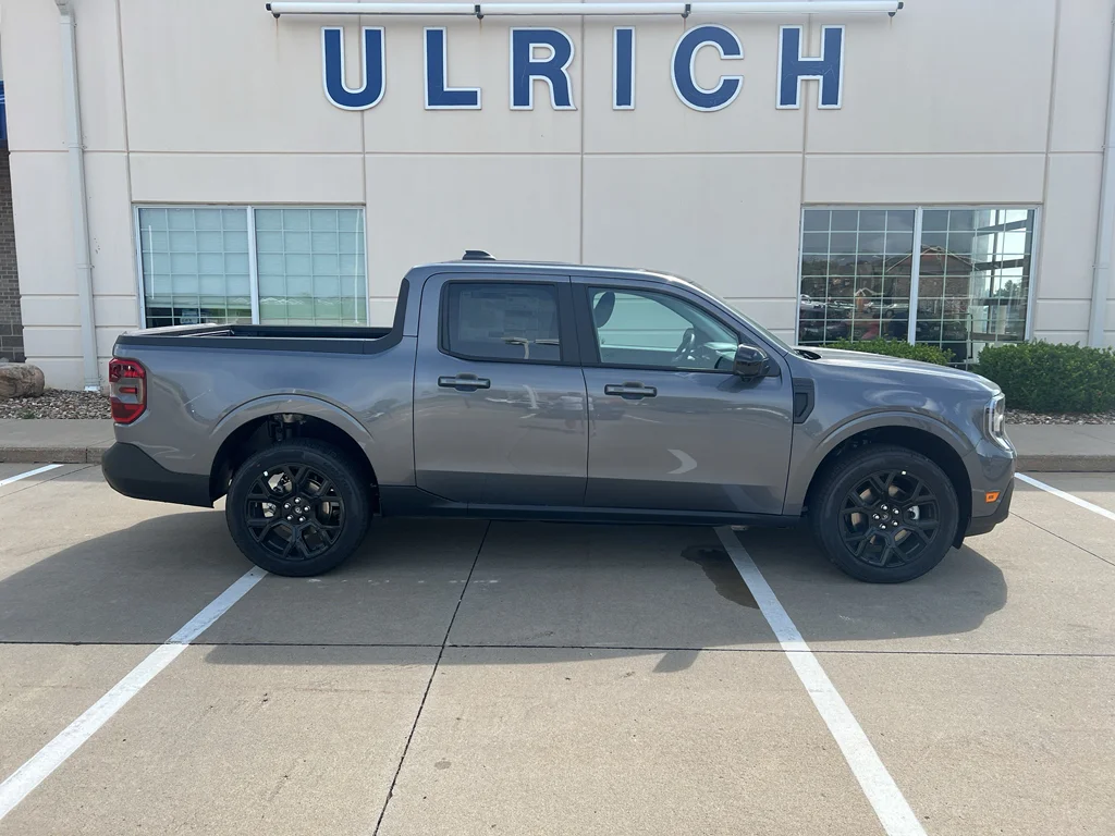 New 2026 Carbonized Gray Metallic Ford Lariat® image 11