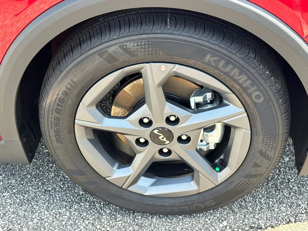 New 2026 Currant Red Kia LXS image 12
