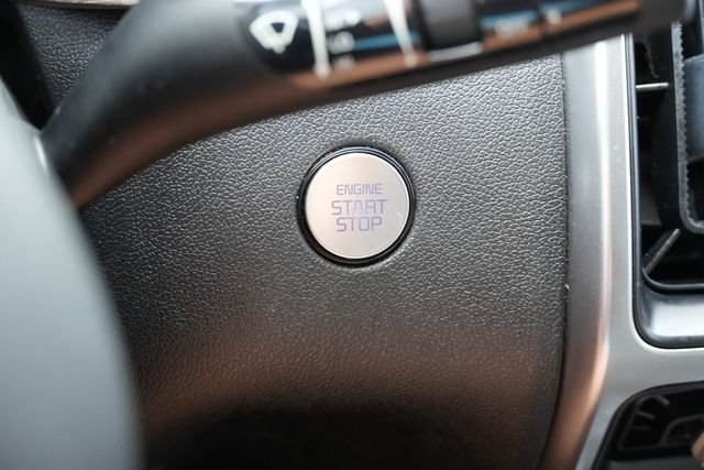 Used 2022 Black Kia EX image 30