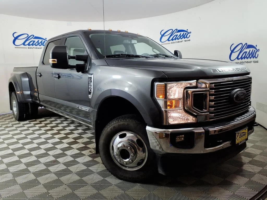 Used 2020 Magnetic Metall Ford XL image 1