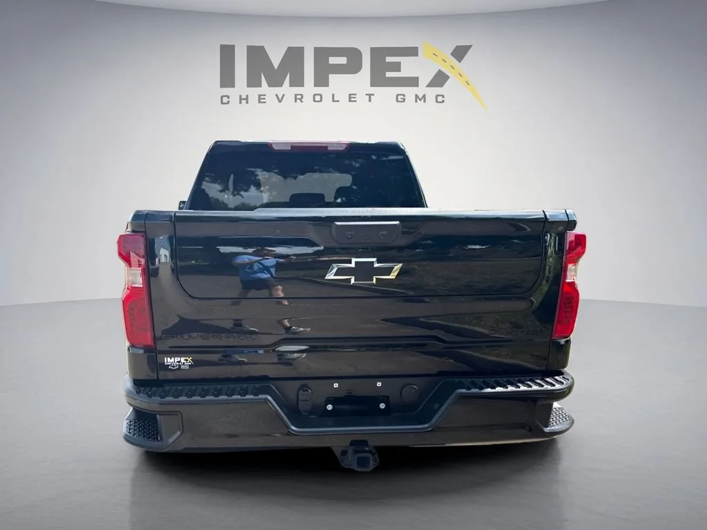 Used 2024 Black Chevrolet Custom image 4