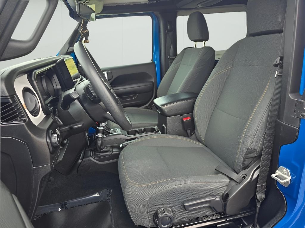 Used 2024 Hydro Blue Pearlcoat Jeep Sport image 26