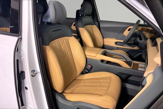 New 2027 White Kia X-Line SX image 12