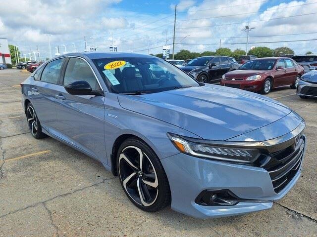 Used 2022 Still Night Pearl Honda Sport image 7