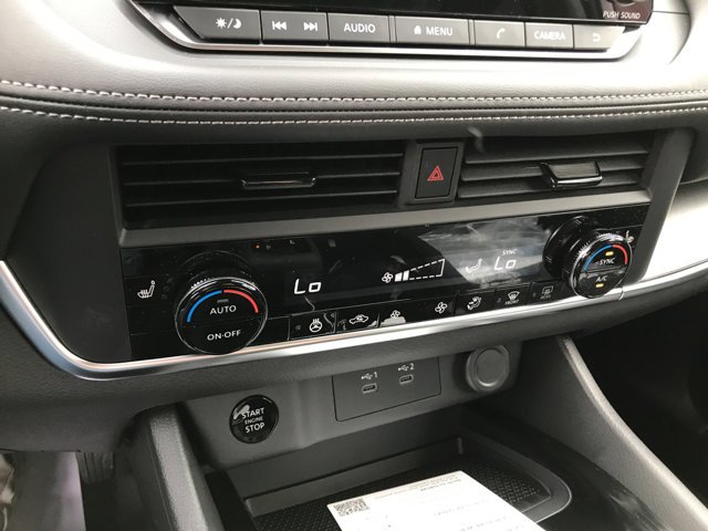 2026 Nissan Rogue SV - Photo 16