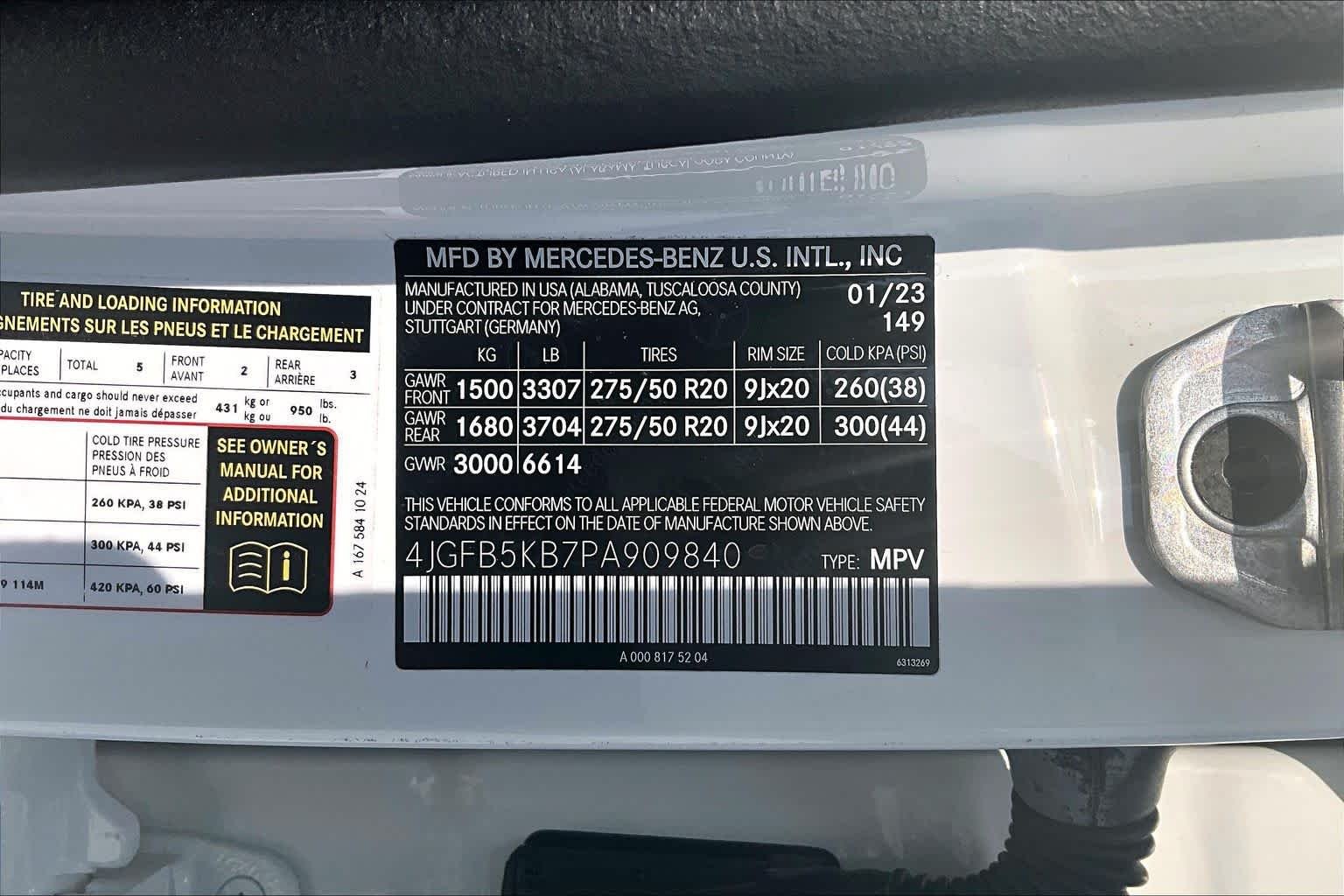 Used 2023 Polar White Mercedes-Benz GLE 450 image 32