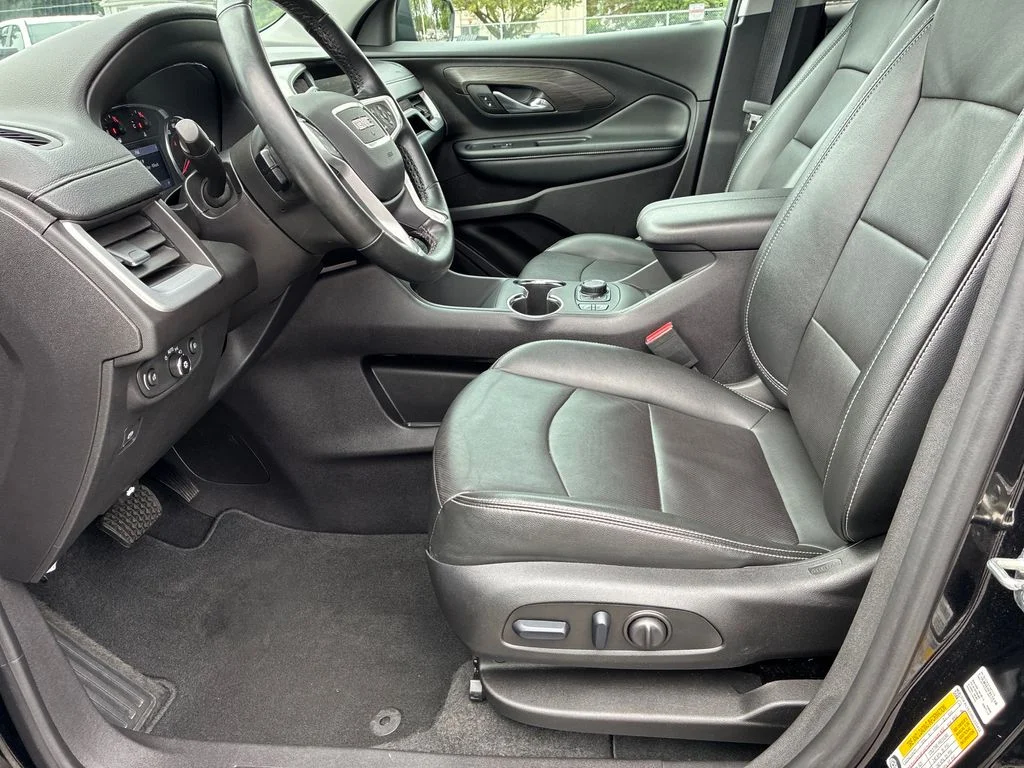 Used 2024 Black GMC SLT image 22