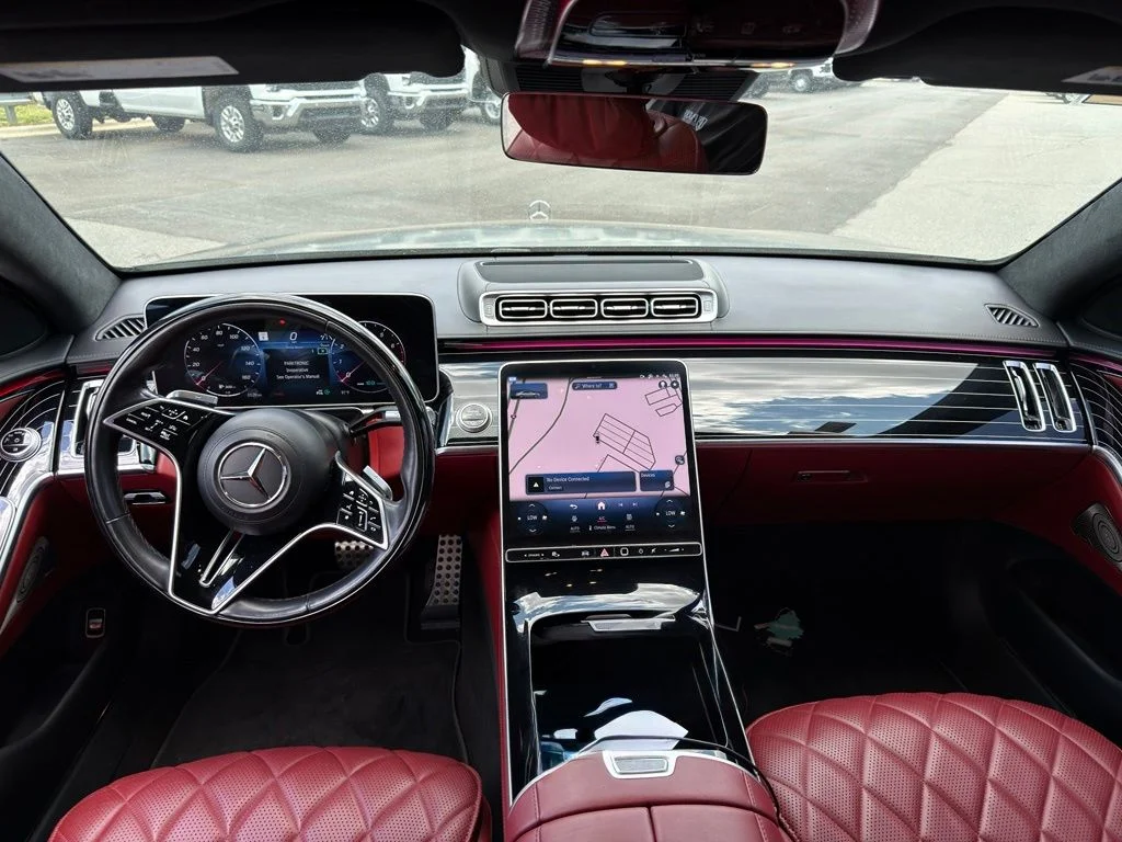 Used 2022 Beige Mercedes-Benz S 580 image 17