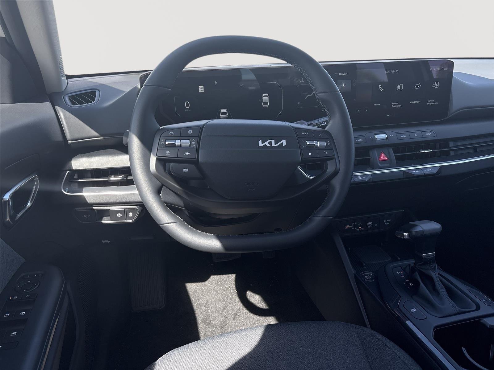 New 2025 Snow White Pearl Kia EX image 22