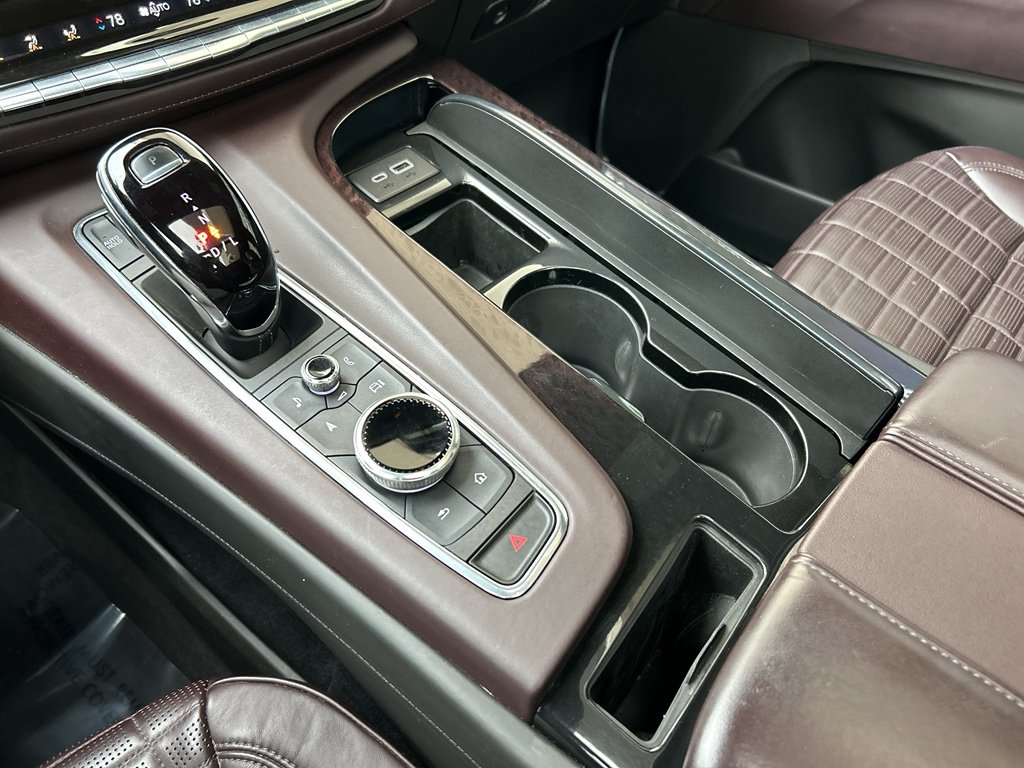 Used 2022 Dark Moon Blue Metallic Cadillac Premium Luxury Platinum image 25