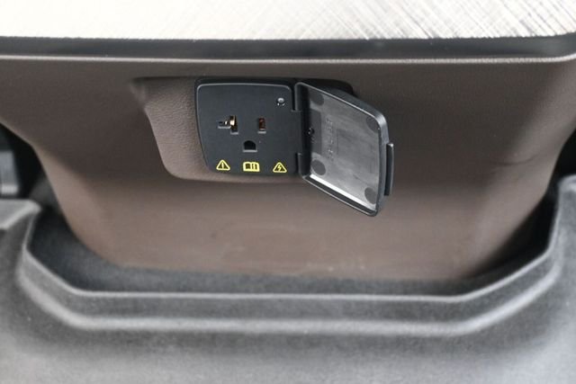 Used 2025 Brown Ford King Ranch image 38