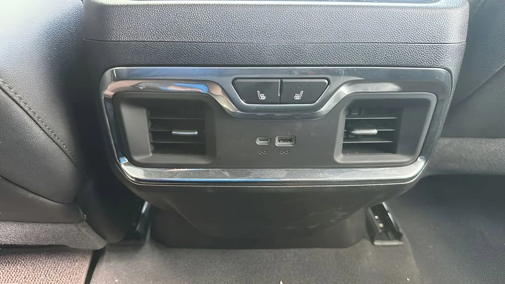 Used 2024 Dark Ash Metallic Chevrolet High Country image 30