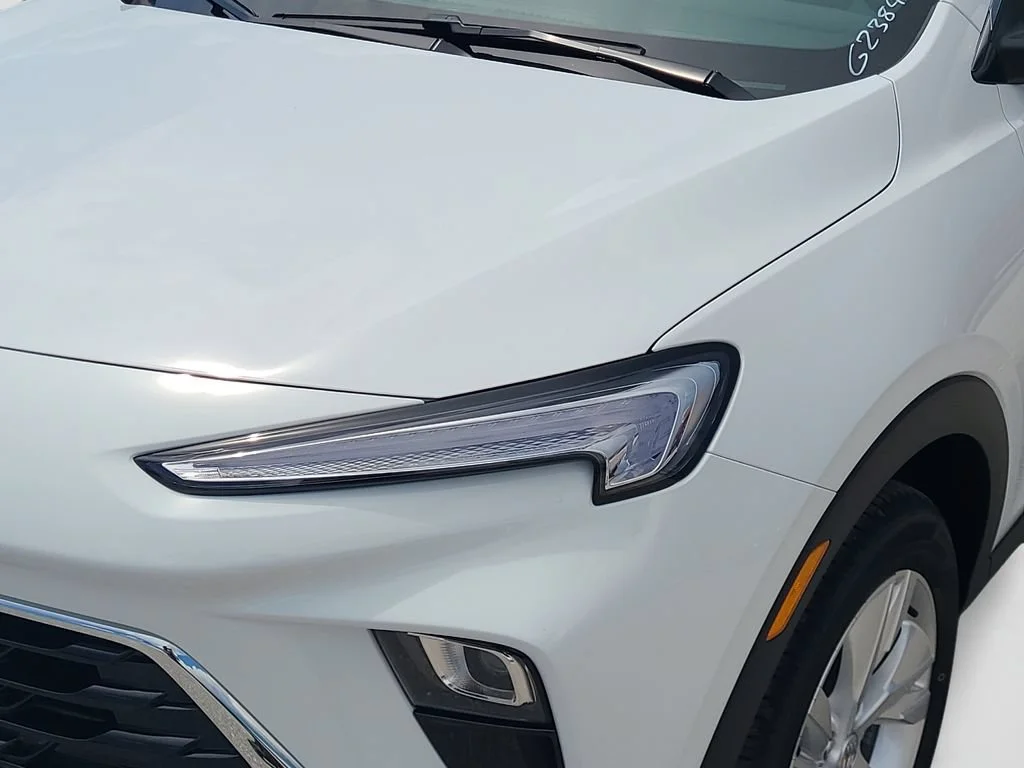 New 2026 Summit White Buick Preferred image 23