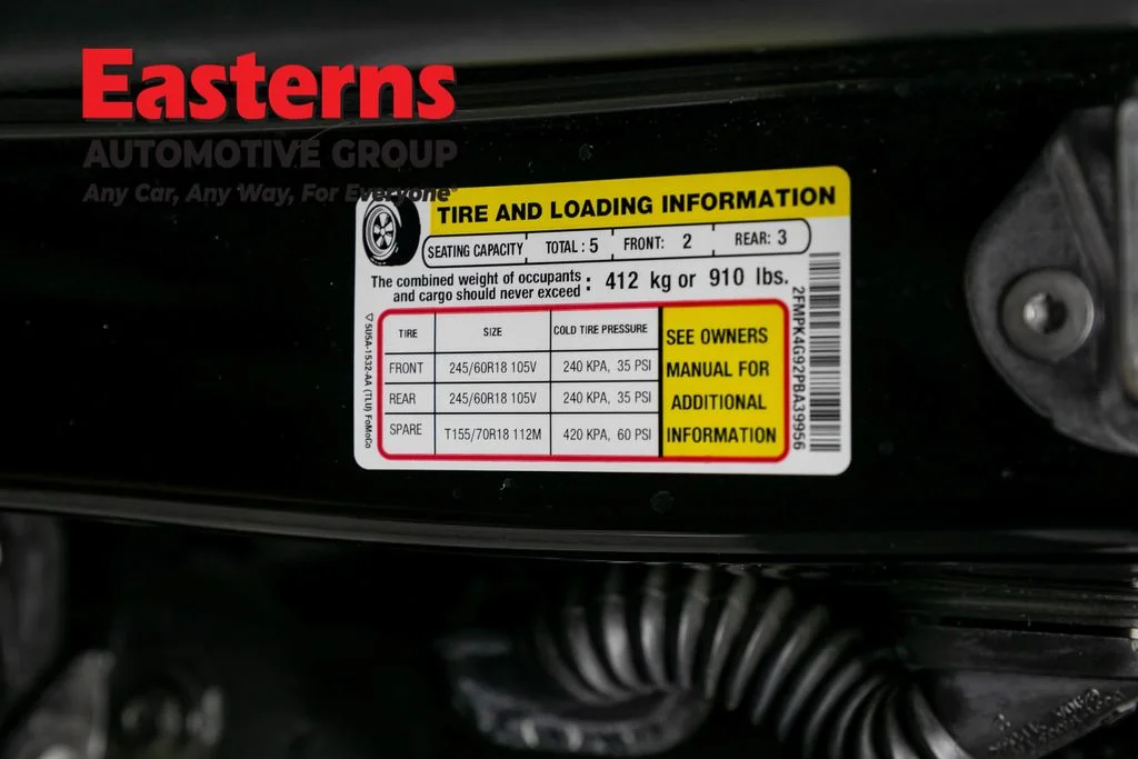 Used 2023 Black Ford SE image 33