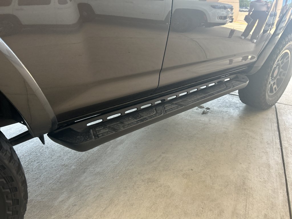 Used 2015 Magnetic Gray Metallic Toyota SR5 image 5