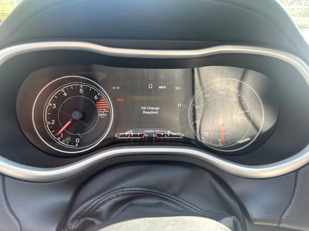 Used 2017 Billet Silver Metallic Jeep Trailhawk image 6