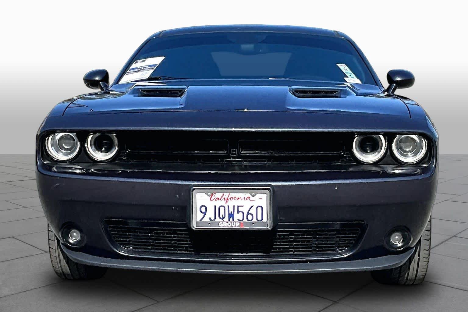 Used 2019 Maximum Steel Metallic Clearcoat Dodge SXT image 3