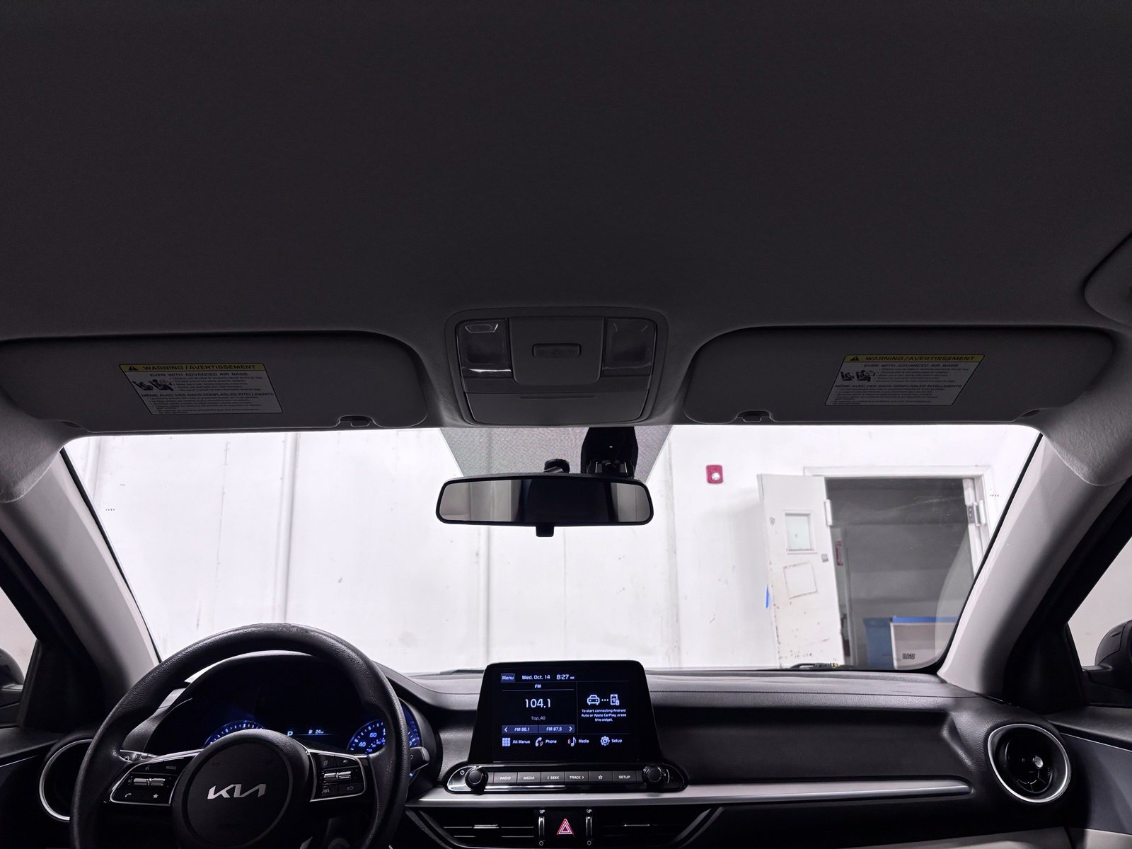 Used 2022 Black Kia LXS image 10