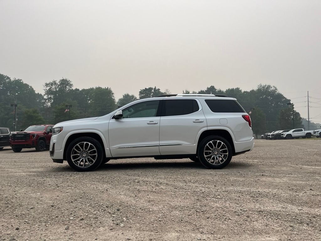 Used 2023 White Frost Tricoat GMC Denali image 16