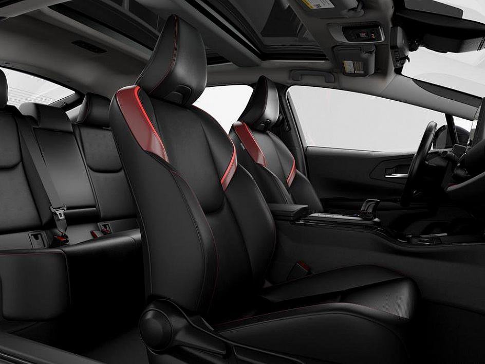 New 2026 Wind Chill Pearl Toyota XSE Premium image 34
