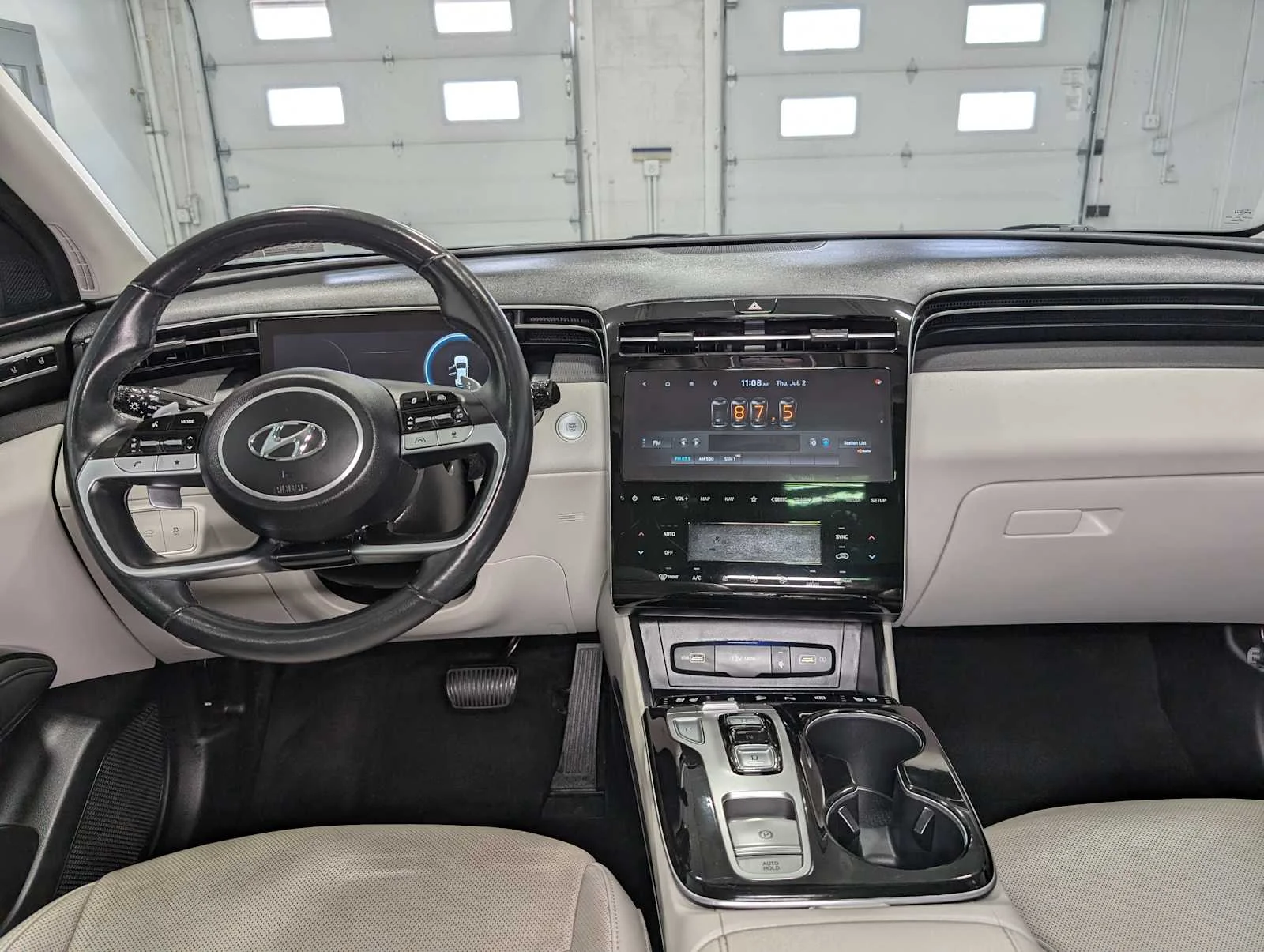 Used 2023 Serenity White Pearl Hyundai Limited image 18