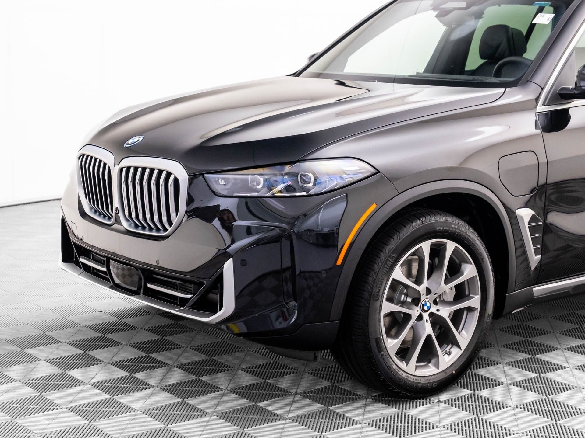 Certified Used 2026 Black Sapphire Metallic BMW xDrive50e image 33