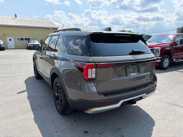 Used 2026 Gray Ford Tremor image 5