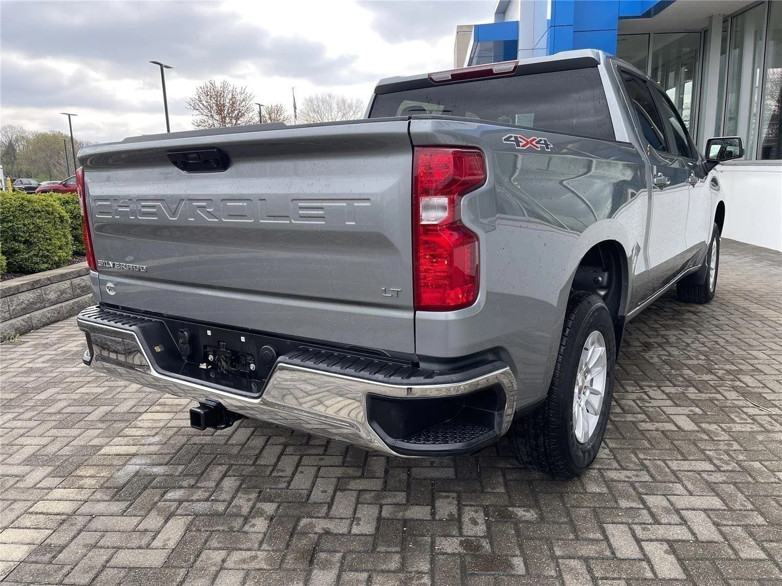Used 2025 Sterling Gray Metallic Chevrolet LT image 5