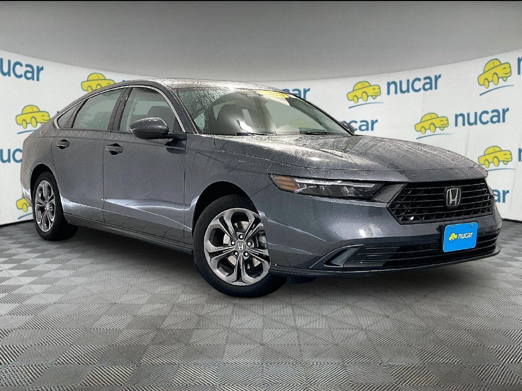 Used 2023 Gray Honda EX image 1