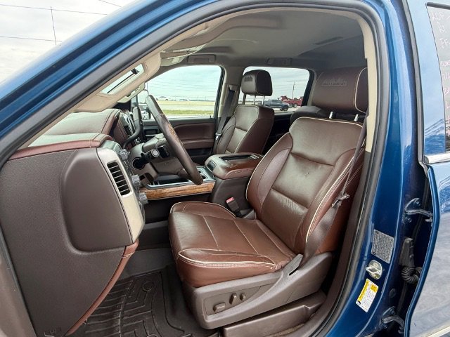 Used 2017 Deep Ocean Blue Metallic Chevrolet High Country image 13