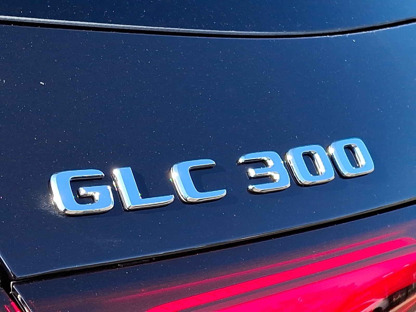 New 2027 Black Mercedes-Benz GLC 300 image 19