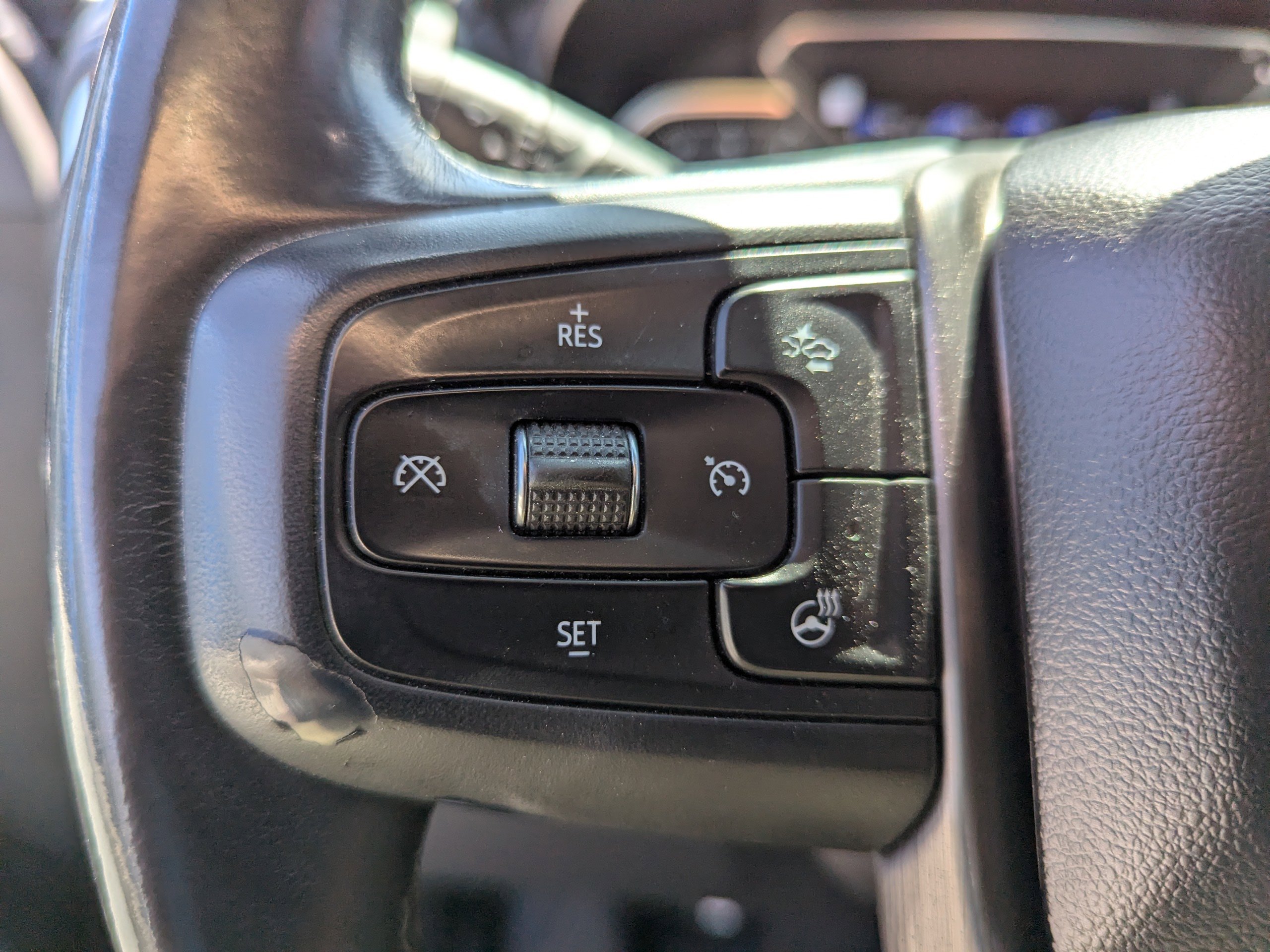 Used 2021 Black GMC Denali image 16